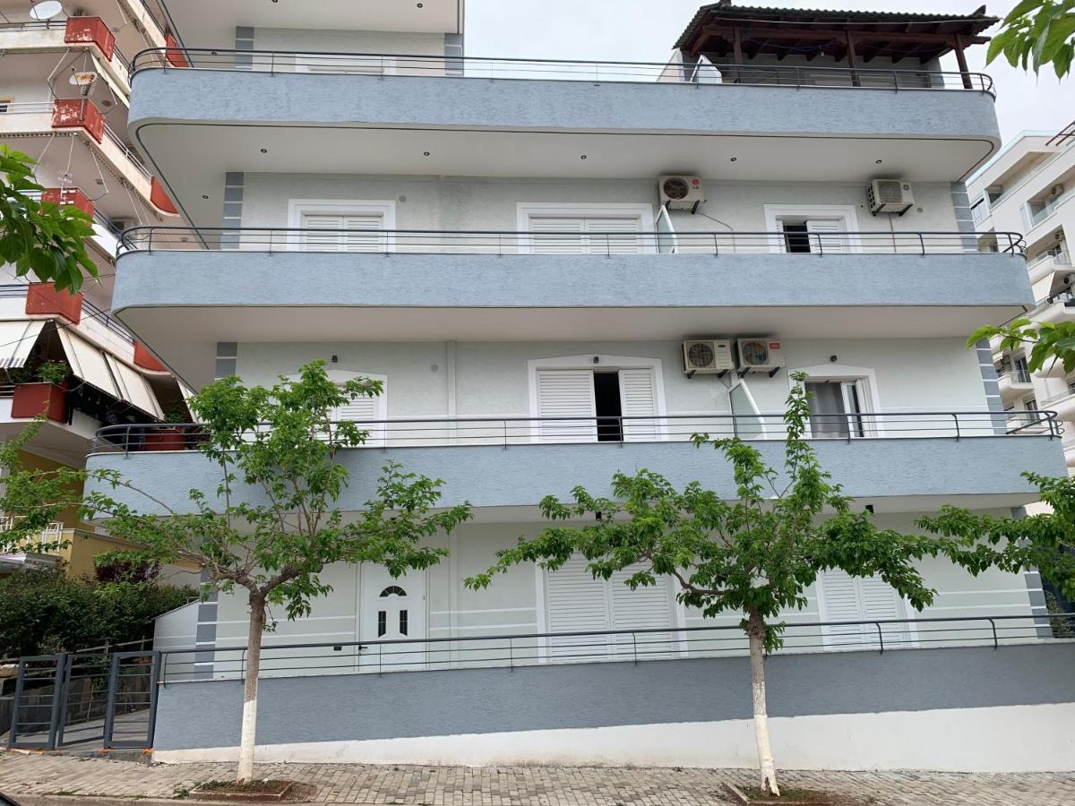 Maxus Apts Sarande Luaran gambar