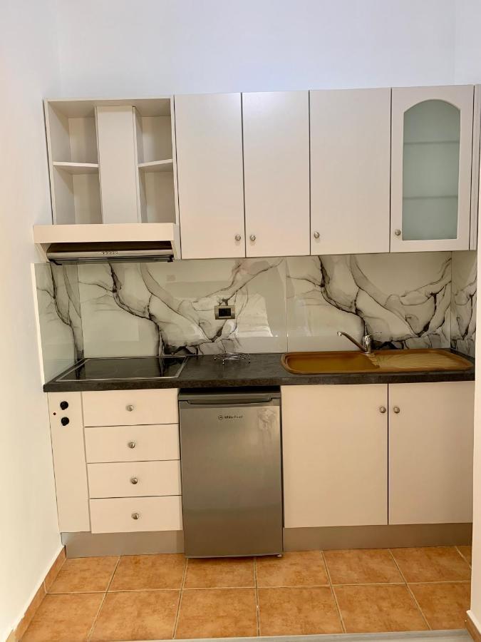 Maxus Apts Sarande Luaran gambar
