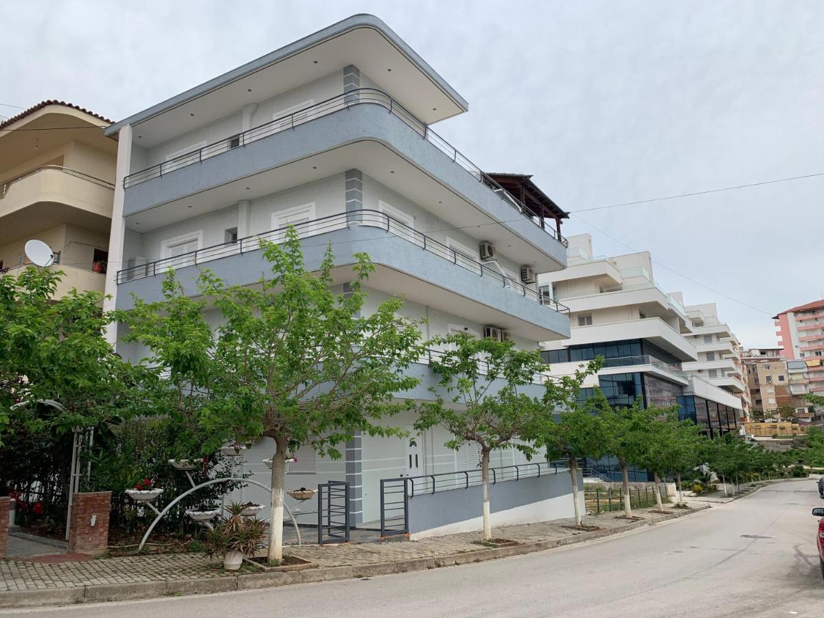 Maxus Apts Sarande Luaran gambar