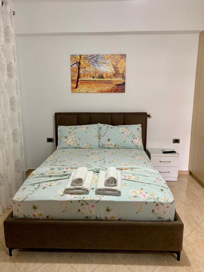 Maxus Apts Sarande Luaran gambar