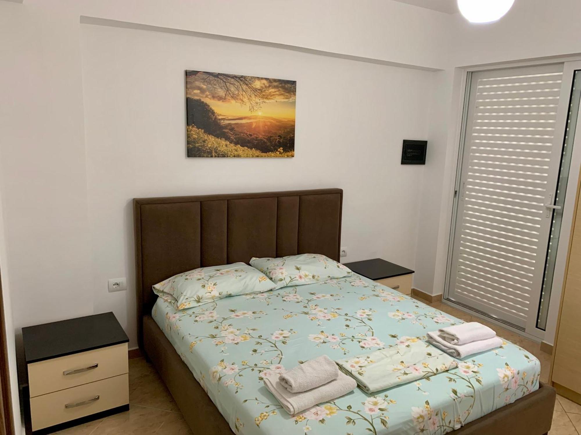 Maxus Apts Sarande Luaran gambar